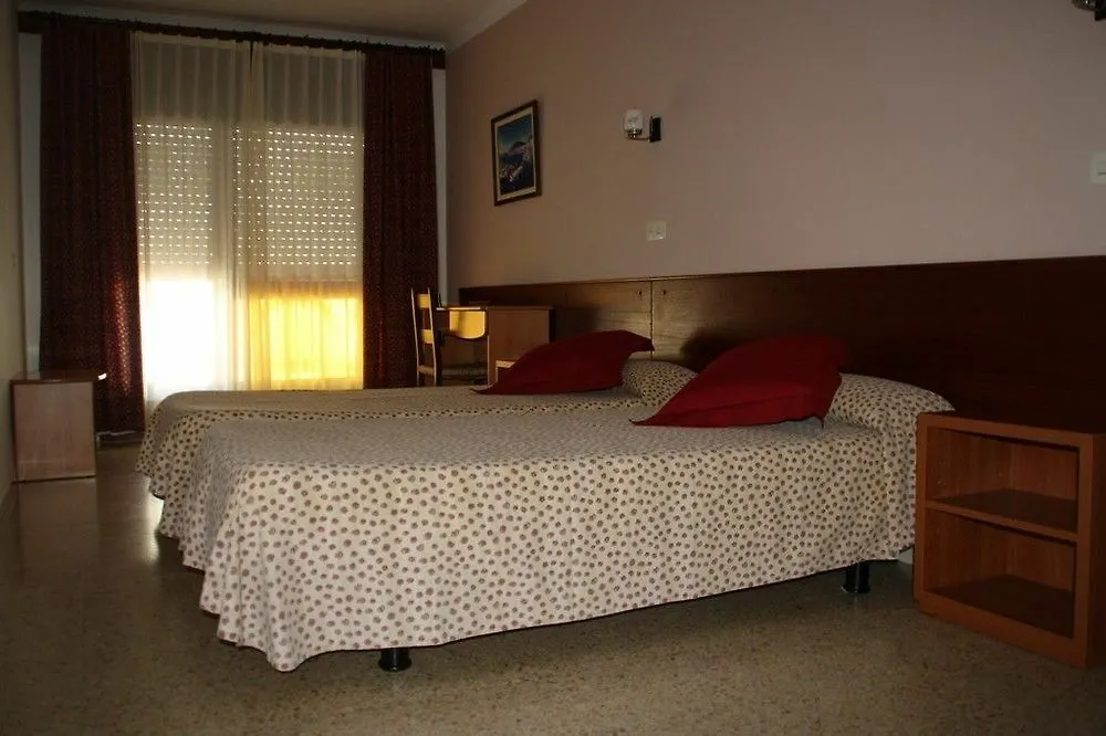 Hostel Costa Brava L'Estartit 0*,